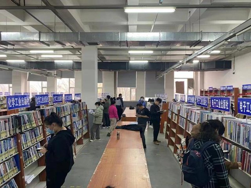 小商品批发：如何在竞争激烈的市场中脱颖而出？
